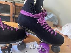 Black Moxi Lollys roller skates, Moxi size 9 with Reactor Neo plates