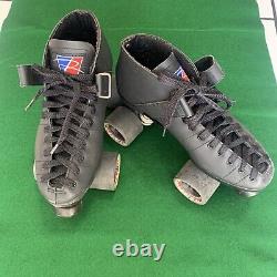 Black Riedell Carrera roller skates size 6