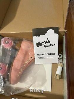 Light Pink Strawberry Moxi Lolly Roller Skates, Size 8, W's 9-9.5. New In Box