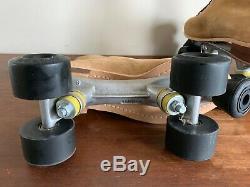 Mens Riedell Suede Roller Skates 9/ Women size 11. Heel to toe 12