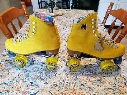 Moxi Lolly Pineapple Roller Skates Size 7 (w8-8.5) Riedell. READY TO SHIP NOW