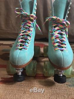 Moxi Lolly Roller Skates Floss Size 8 Worn less than 5X Riedell