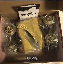 Moxi Lolly Roller Skates Pineapple Size 7 (fits Womens 8 & 8.5) Brand New