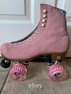 Moxi Lolly Strawberry Size 7 Riedell (womens 8 -8.5) Roller Skates EUC