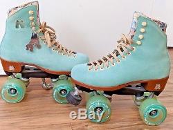 Moxi Lolly quad roller skates Floss mint green suede US womens size 5 6 hi tops