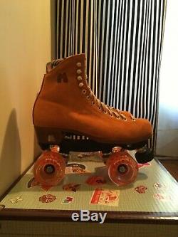 NEW MOXI LOLLY ROLLER SKATES WOMENS (7) NEW with BOX Clementine