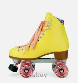 New Moxi Beach Bunny Strawberry Lemonade roller skates size 8(not lolly, jack)