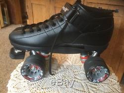 New Riedell Quad Skates. Model R3. Mens size 8 Med