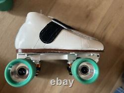 Riedell 911 roller skates size 6