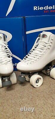 Riedell Leather White Classic Quad Roller Skates Womens Size 8.5 Varsity Wheels
