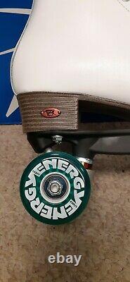 Riedell Leather White Quad Roller Skates Women Size 5.5. Energy Outdoor Wheels
