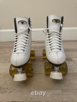 Riedell Model 121 roller skate boots & plates ONLY size 7 1/2 WHEELS REMOVED