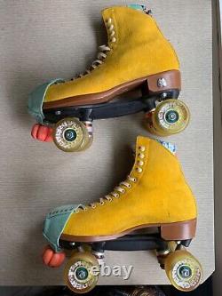 Riedell Moxi Lolly Pineapple Yellow SIZE 10 MEDIUM Quad Suede Roller Skates USA