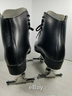 Riedell Quad Roller Skates 120 D Juice (Black) Excellent Condition (Size 8)