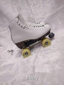 Riedell Quad Roller Skates 120 Raven (White) women's size 7