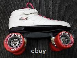 Riedell R3 Cayman Roller Skates White with Pink Wheels US Women's Size 10 C26