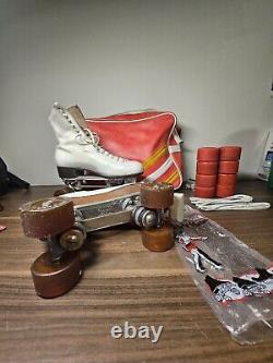 Riedell Red wing 220 Roller Skates Woman's Size 7 Chicago Custom plates