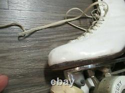 Riedell Red wing roller skates Size 7 White