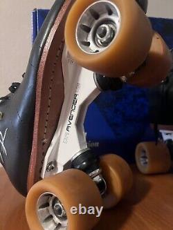 Riedell Roller Skates 495 Premium Leather Boots Size 8 Vanguard Fan Jet wheels