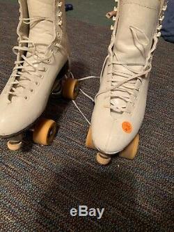 Riedell Women's Size 7.5 White Vintage Red Wing Sure Grip Roller Skates