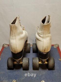SNYDER DOUGLAS SUPER DELUXE ROLLER SKATES Size 4 White with Riedell Boot & Case