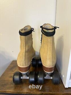 VINTAGE 130M RIEDELL ROLLER SKATES TAN SUEDE SIZE 8 With SUREGRIP SUPER X 5R PLATE