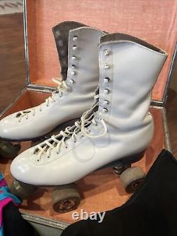 VINTAGE RIEDELL Red Wing ROLLER SKATES MAC DOUGLASS chicago trophy withcase Clean