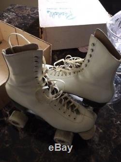 Vintage Riedell By Sure-Grip (Roller Skates) Ladies Size 6-1/2 CHICAGO FLATS