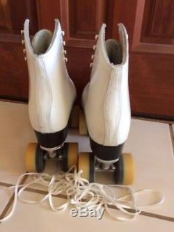 Vintage Riedell Gold Star Roller Skates Women's White size 7.5 Great condition