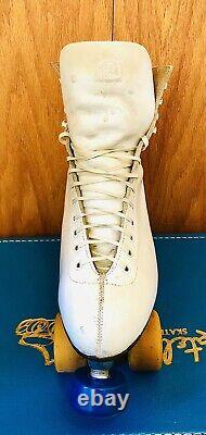 Vintage Riedell Red Wing 220 Women's 9 White Roller Skates Sure Grip Powell