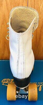 Vintage Riedell Red Wing 220 Women's 9 White Roller Skates Sure Grip Powell