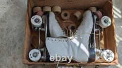 Vintage Riedell Roller Skates 2809 Red Wing Pacer Wheels Cleveland Plate White 8