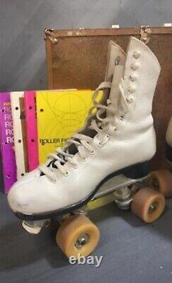 Vintage Riedell Roller White Skates Women's Size 6 With Case Amazing Condition