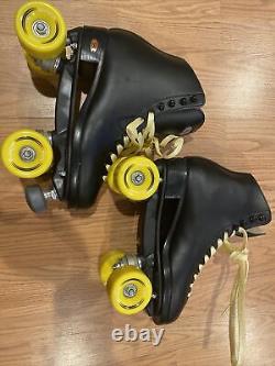 Vintage Sz 7 Riedell Black Leather Roller Skates 111BR High top Lace Up READ