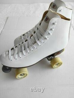 Vintage Womans White Riedell Roller Skates White Size 11 Same Day Shipping