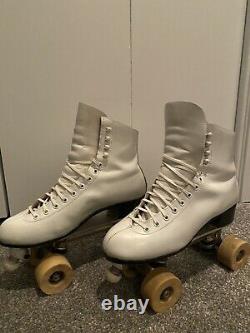 Vintage Womans White Riedell Roller Skates White Size 7 1/2 With Original Case