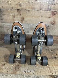 Vtg White Leather Size 6 Riedell 220W Roller Skates Chicago Freestyle Wheels