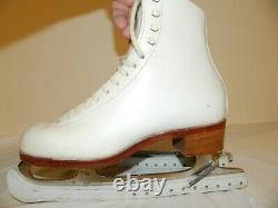 Women's Riedell 355 Ice Skates Size 6.5 with John Wilson Skates Made in England