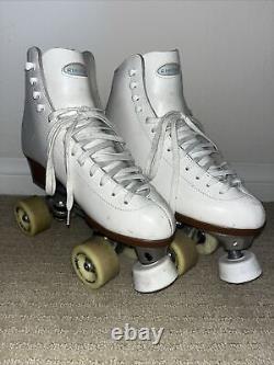 Women's Size 7 White RIEDELL Roller Skates, Sure Grip Plates and Wheels